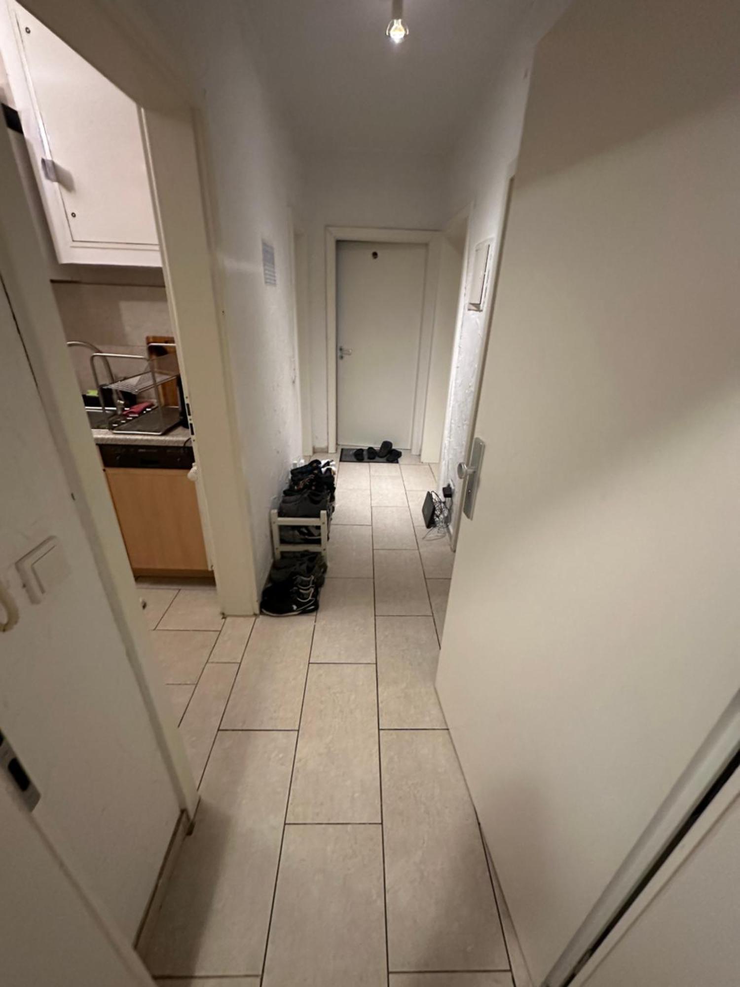 Schoenes Zimmer In Bahnhofsnaehe In Einer Wohnung Mit Grosser Terrasse Giessen Exterior photo
